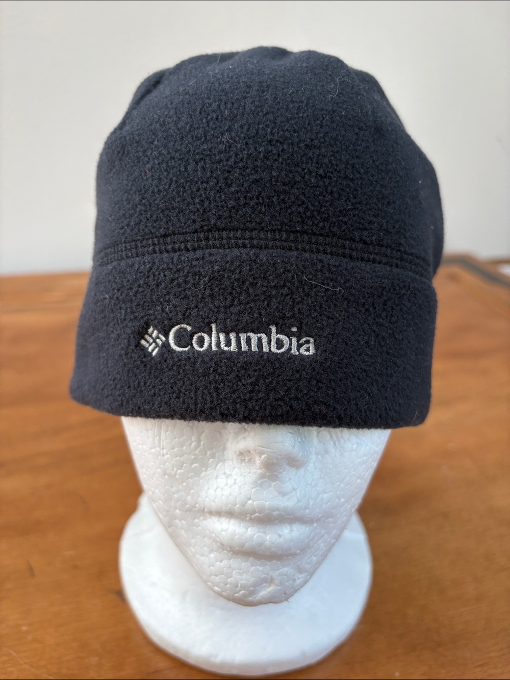 Columbia NWT Black Fleece Beanie with White Logo